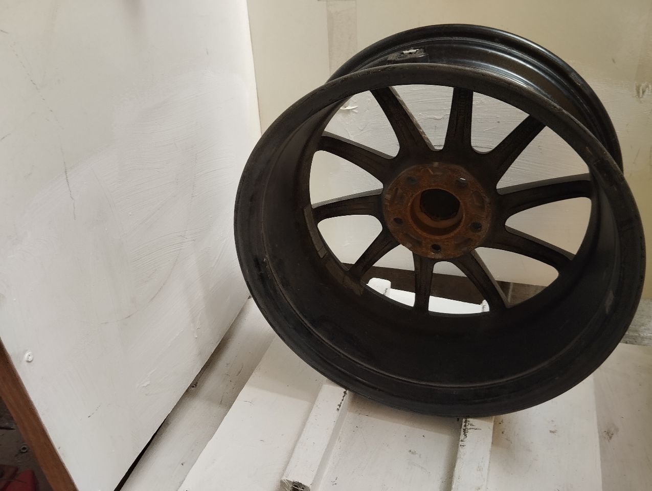 Part image 9