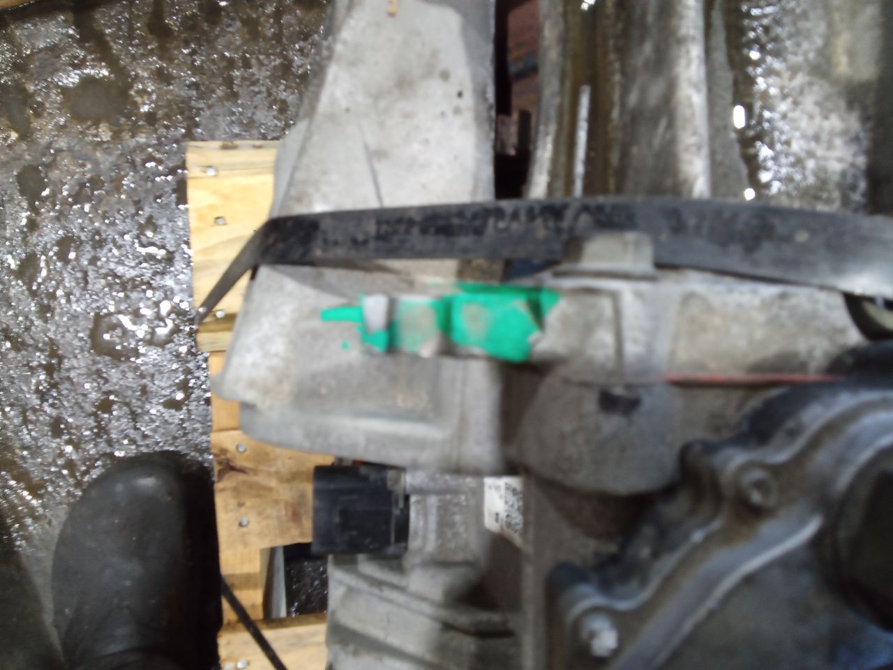 Part image 3
