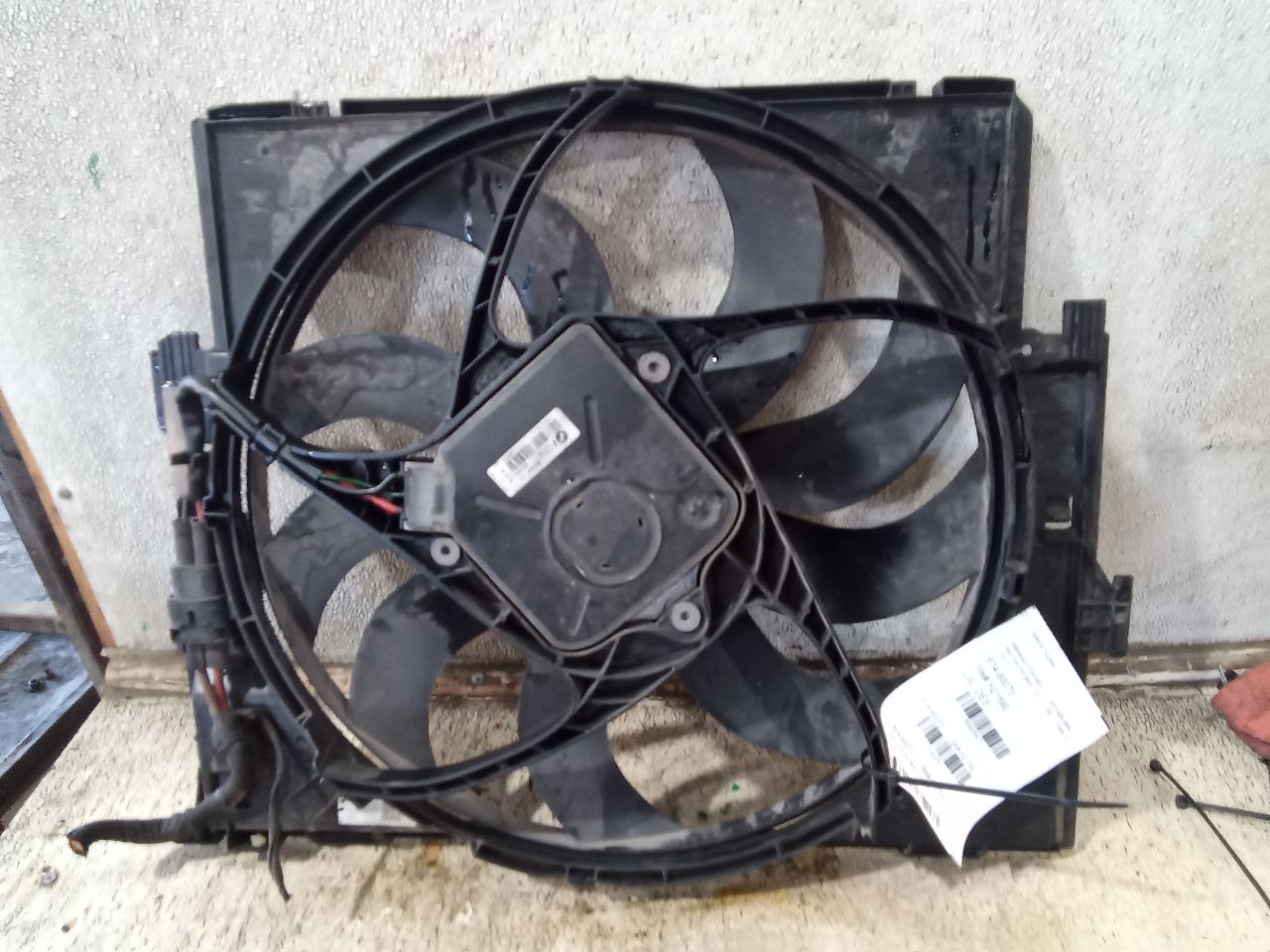 Part image 3