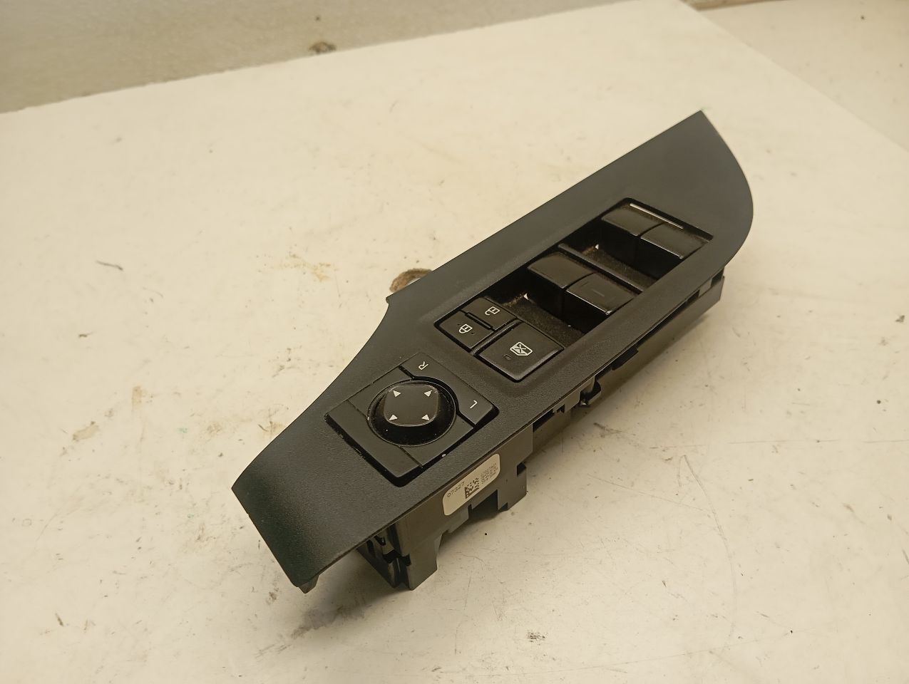 Part image 5