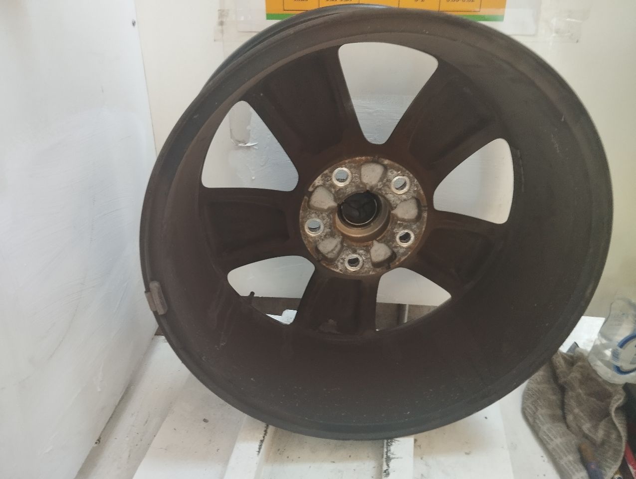 Part image 3