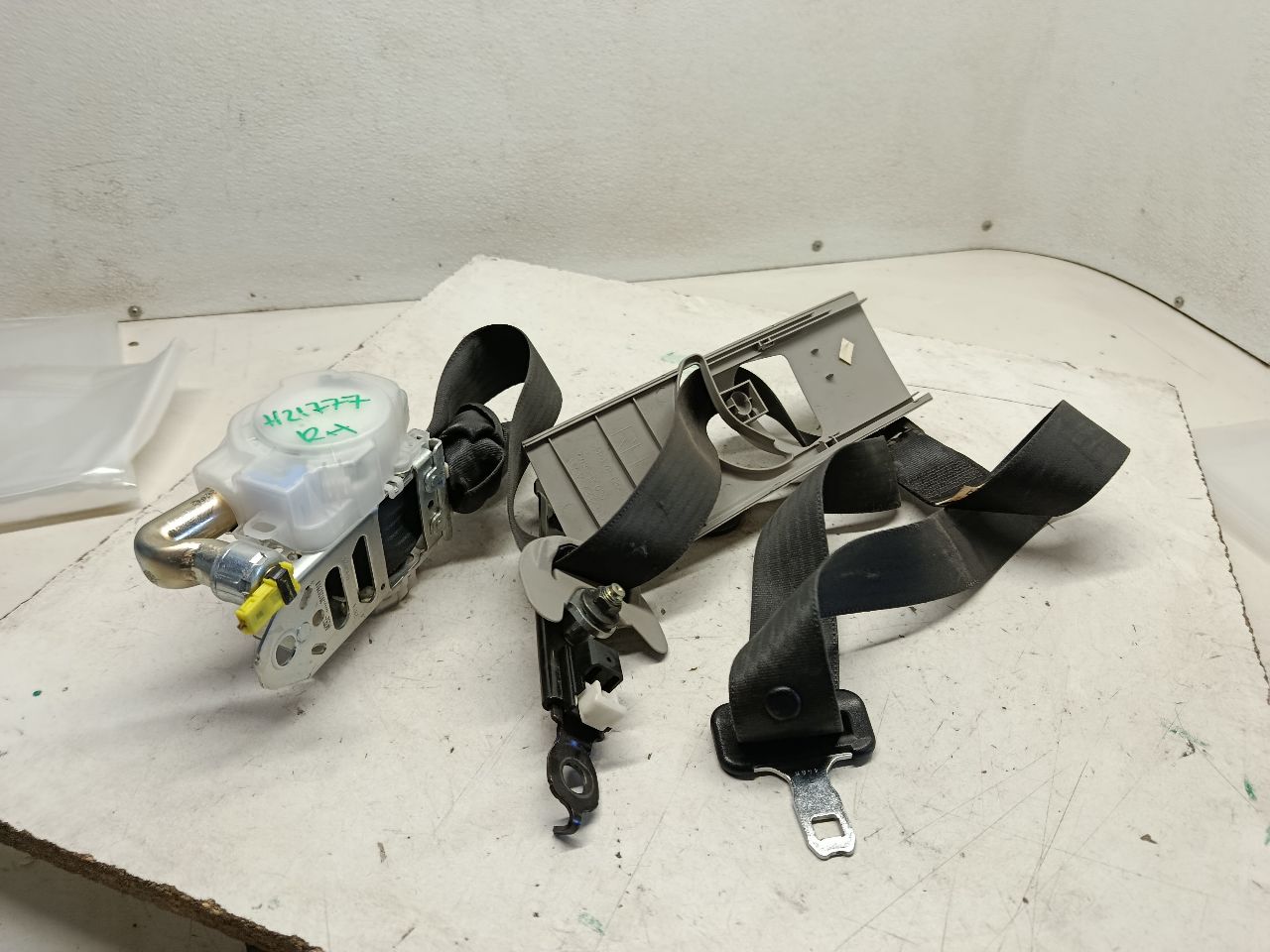 Part image 1