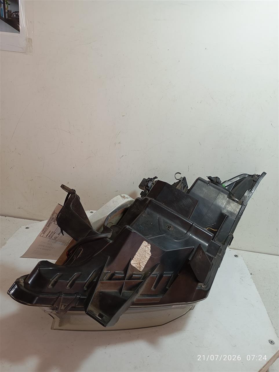Part image 3