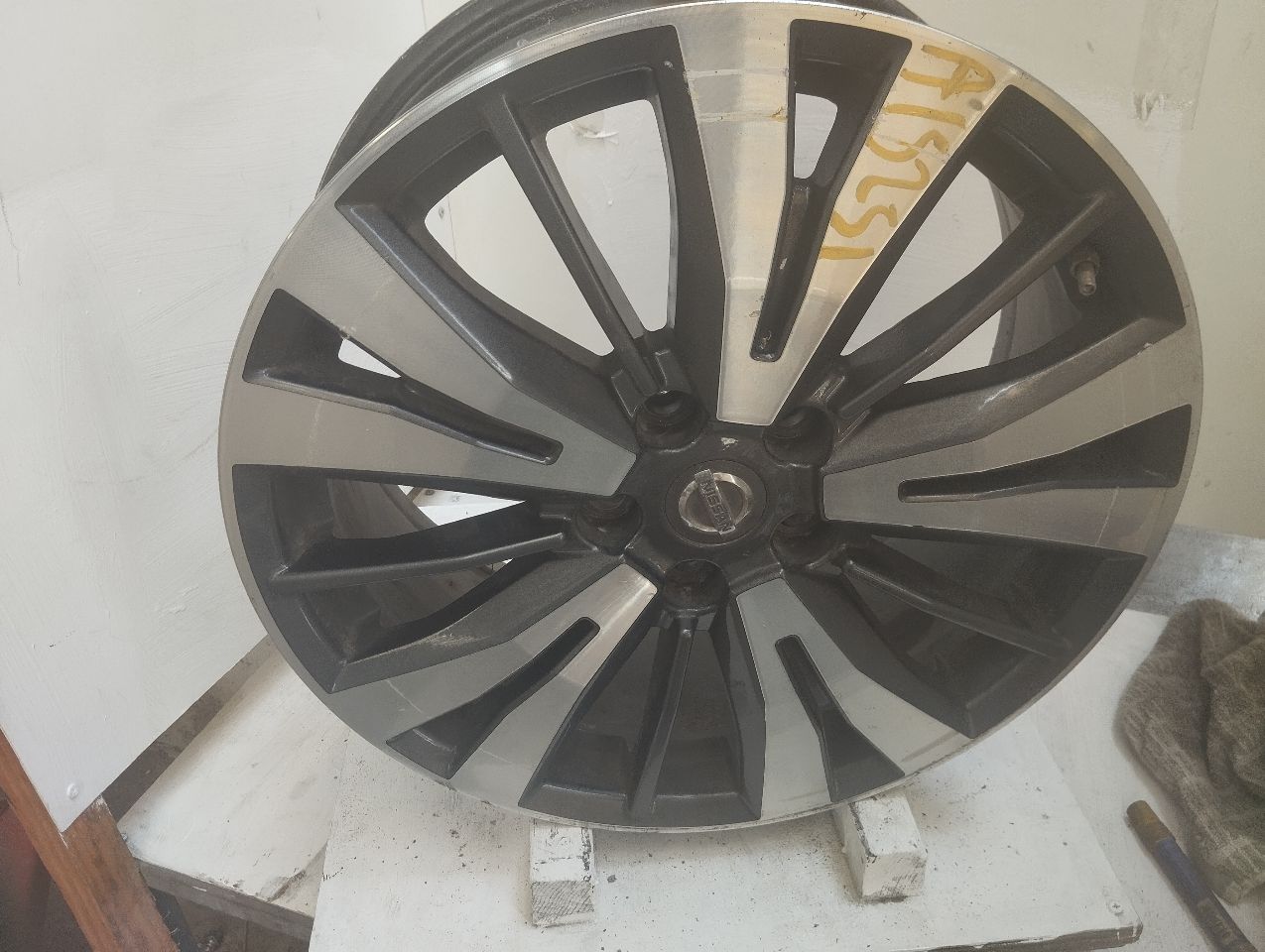 Part image 2