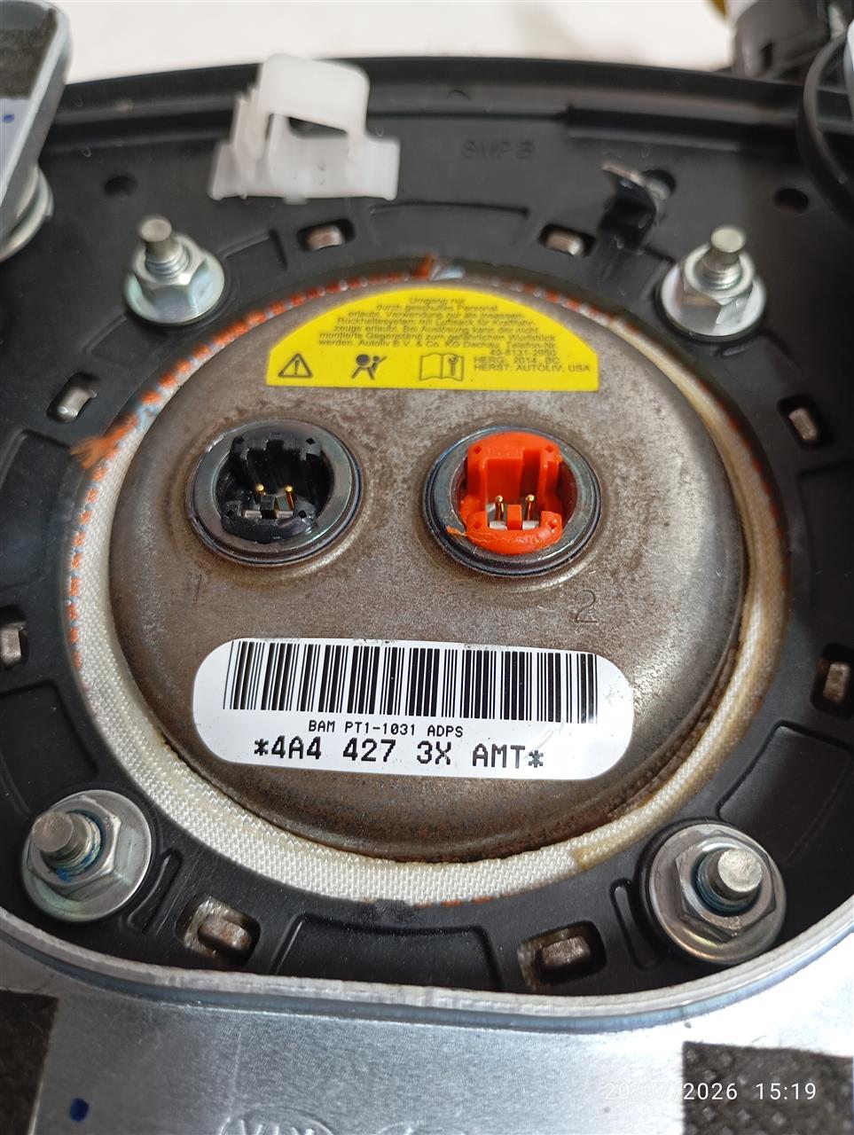 Part image 3