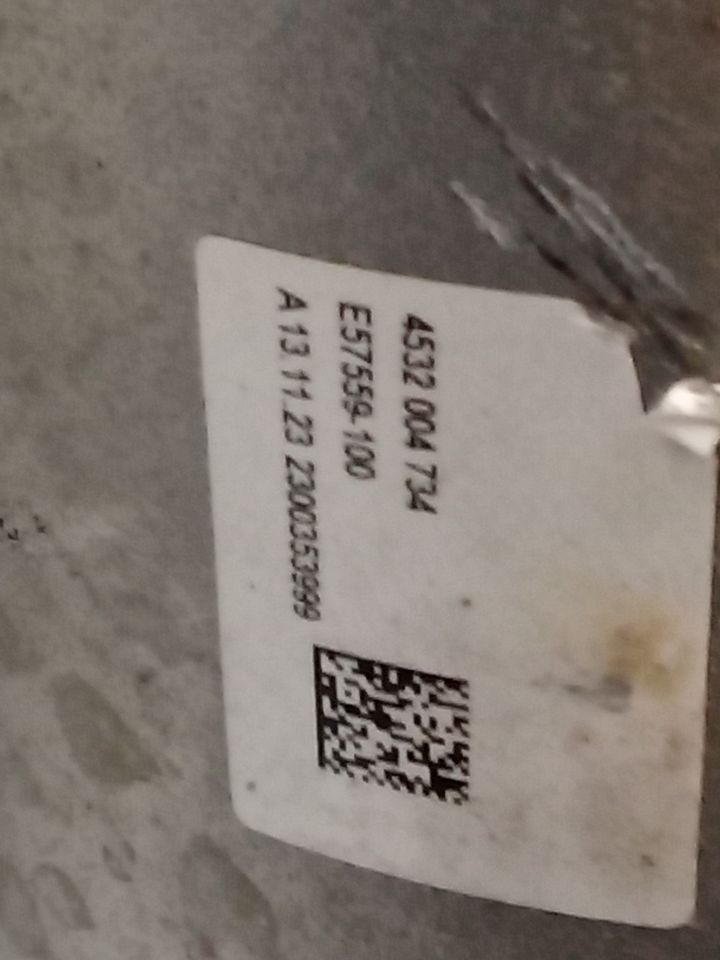 Part image 10