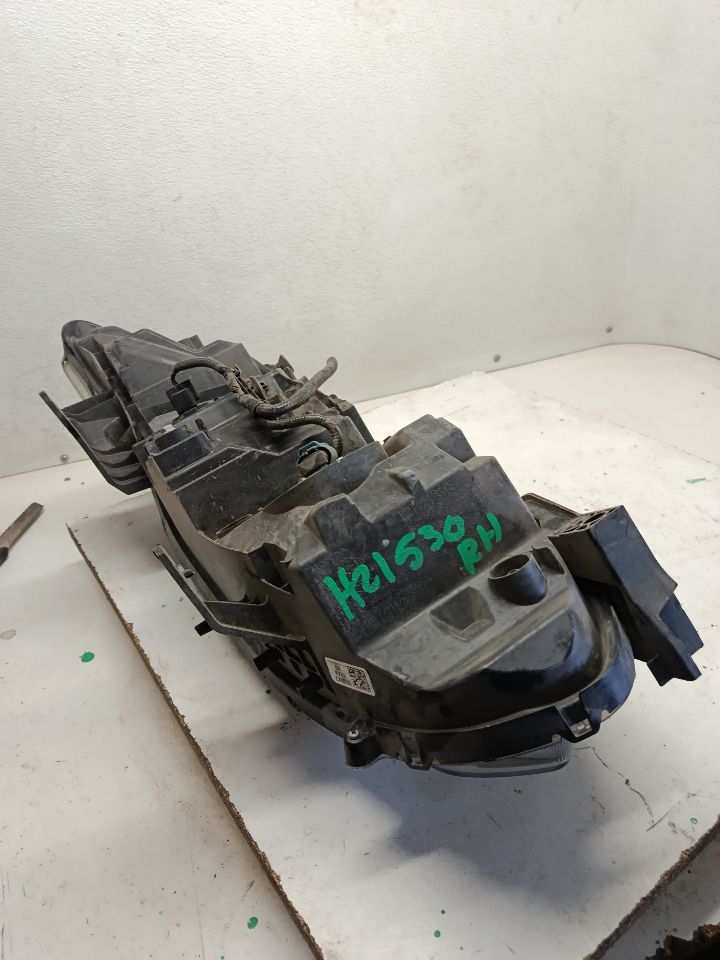 Part image 11