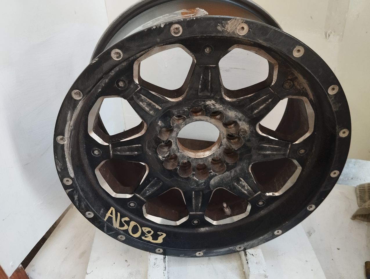Part image 2