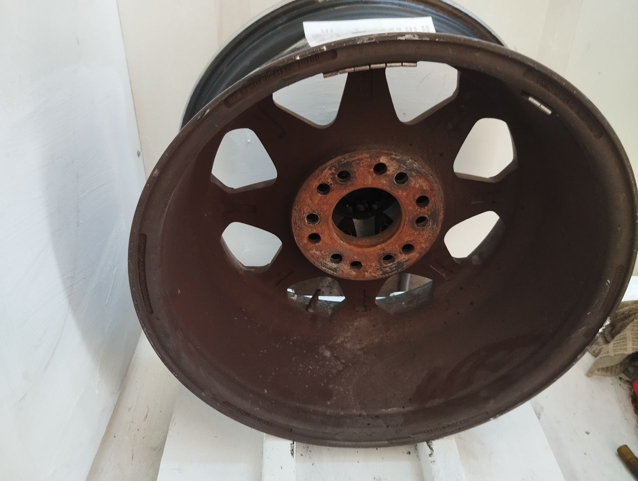 Part image 12