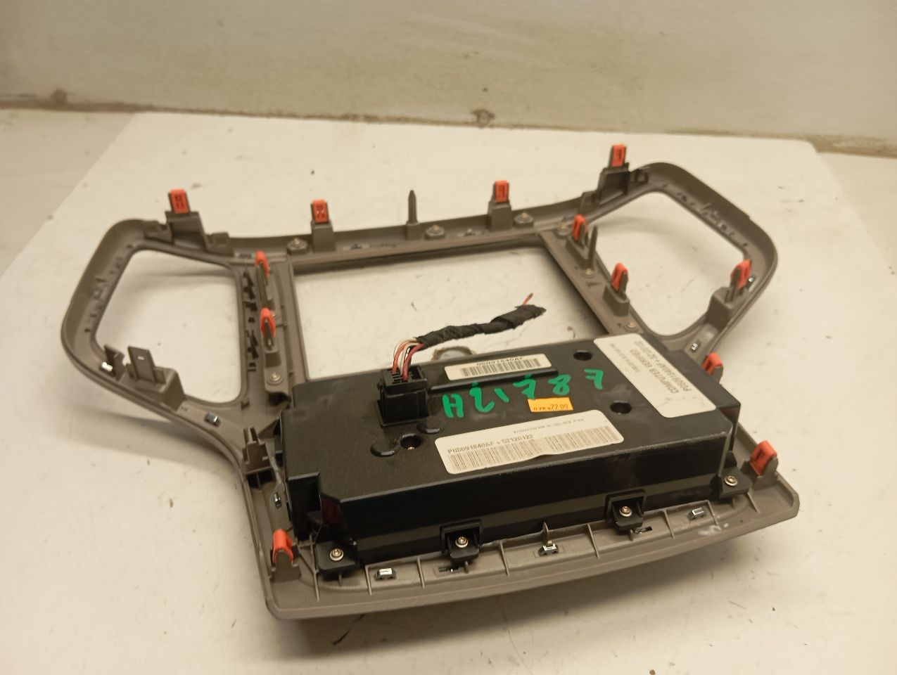 Part image 2