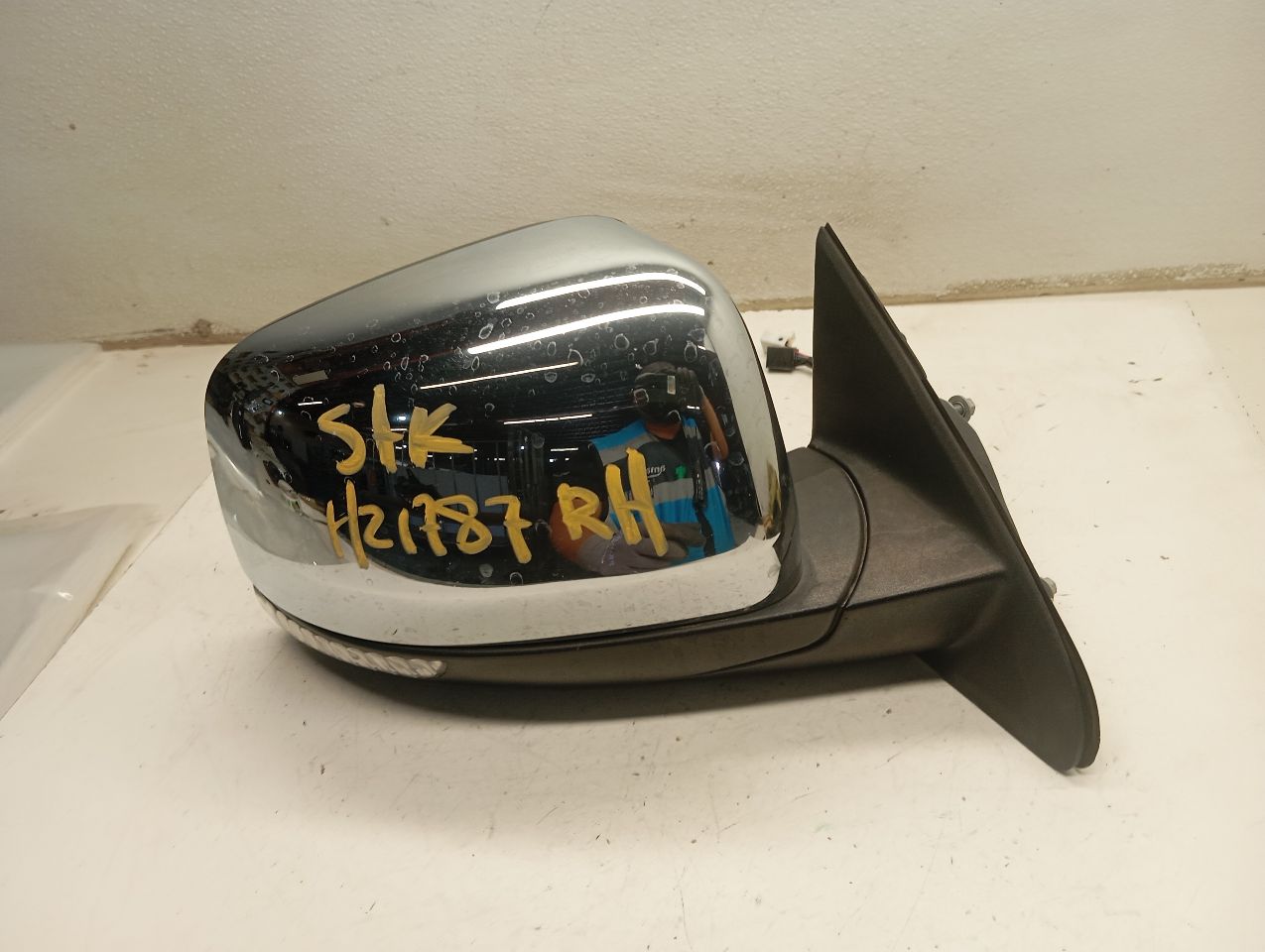 Part image 5