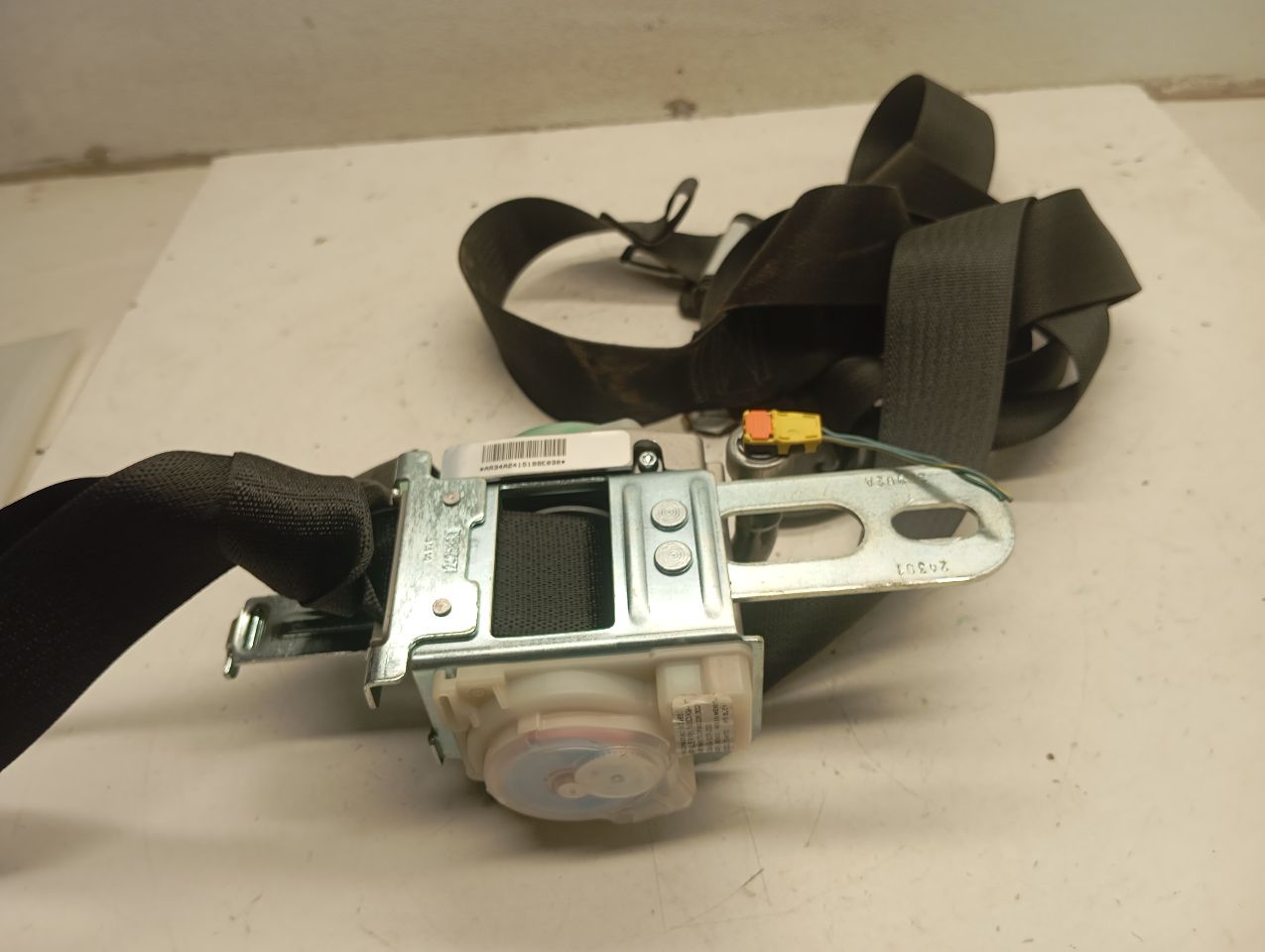 Part image 3