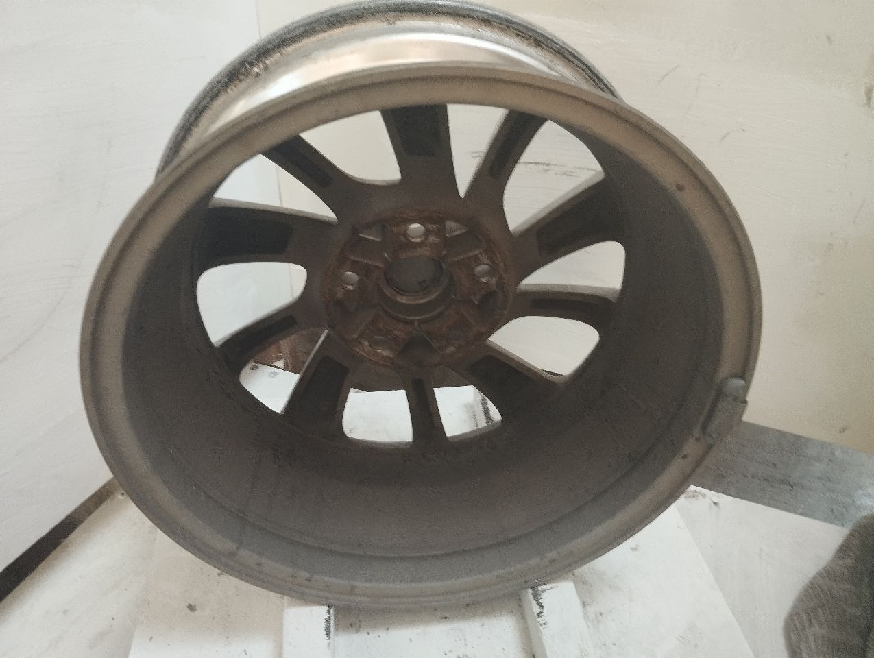 Part image 3