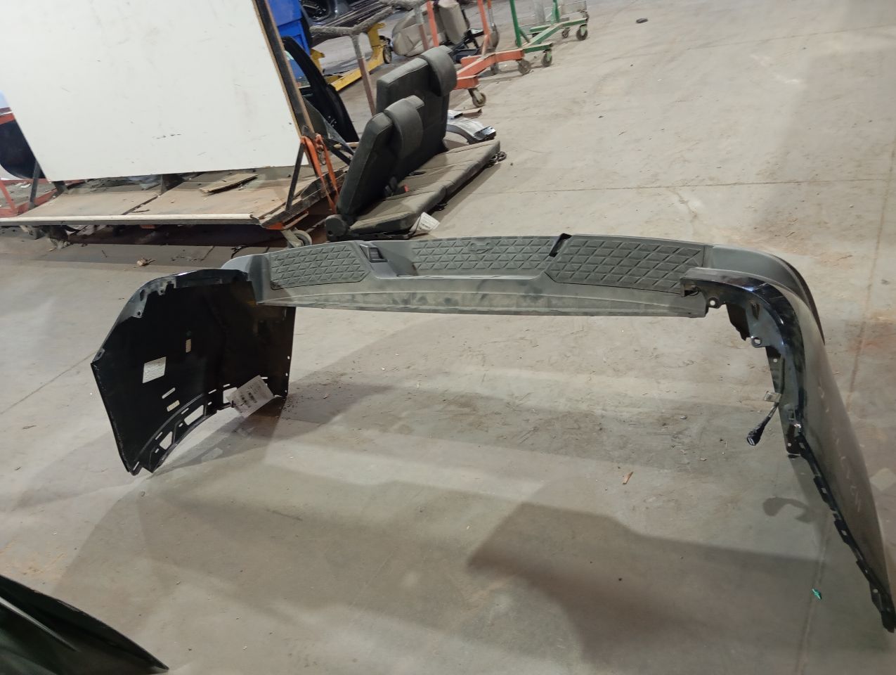Part image 4