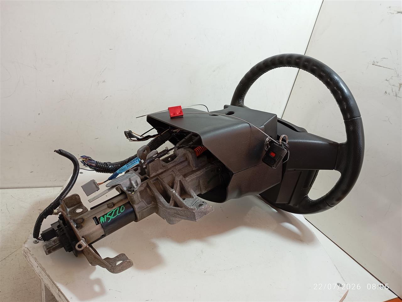 Part image 4