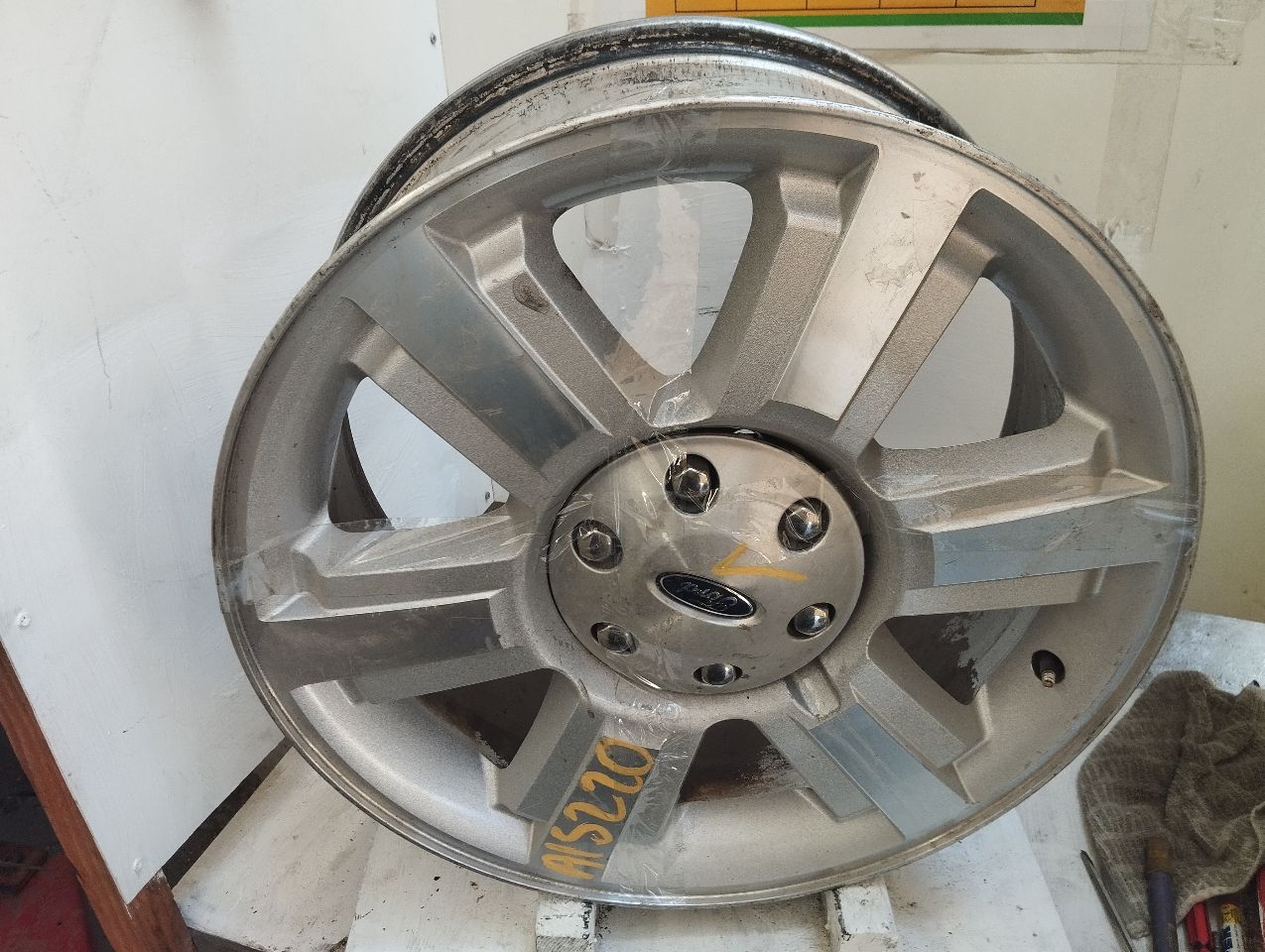 Part image 2