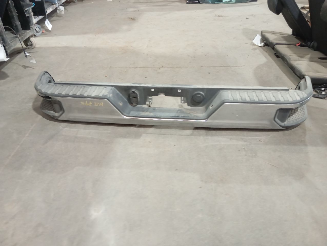 Part image 3