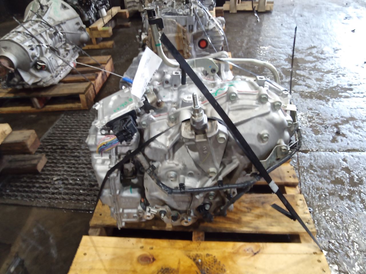 Part image 3