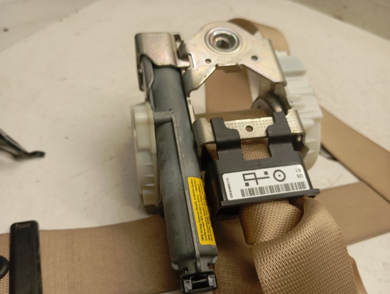 Part image 3