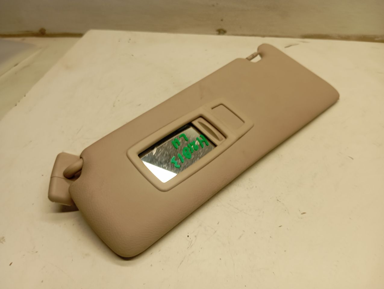 Part image 3