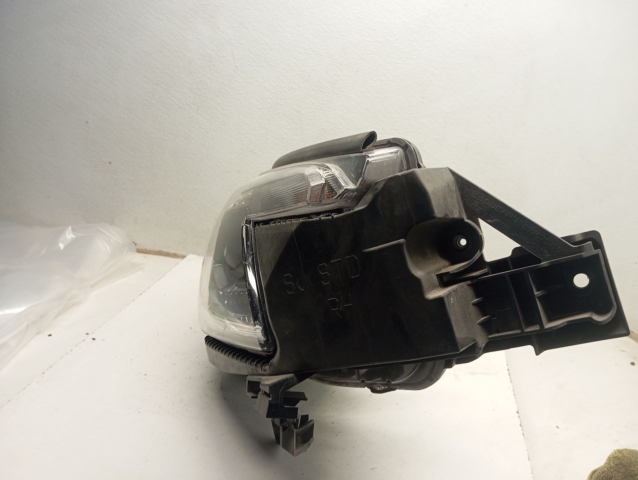 Part image 3