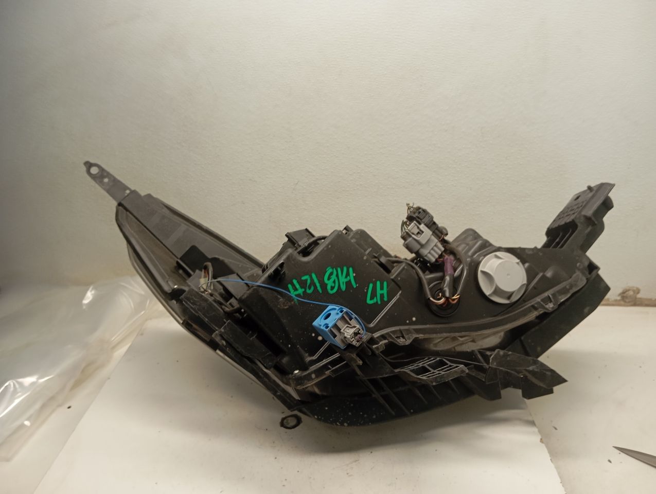 Part image 8