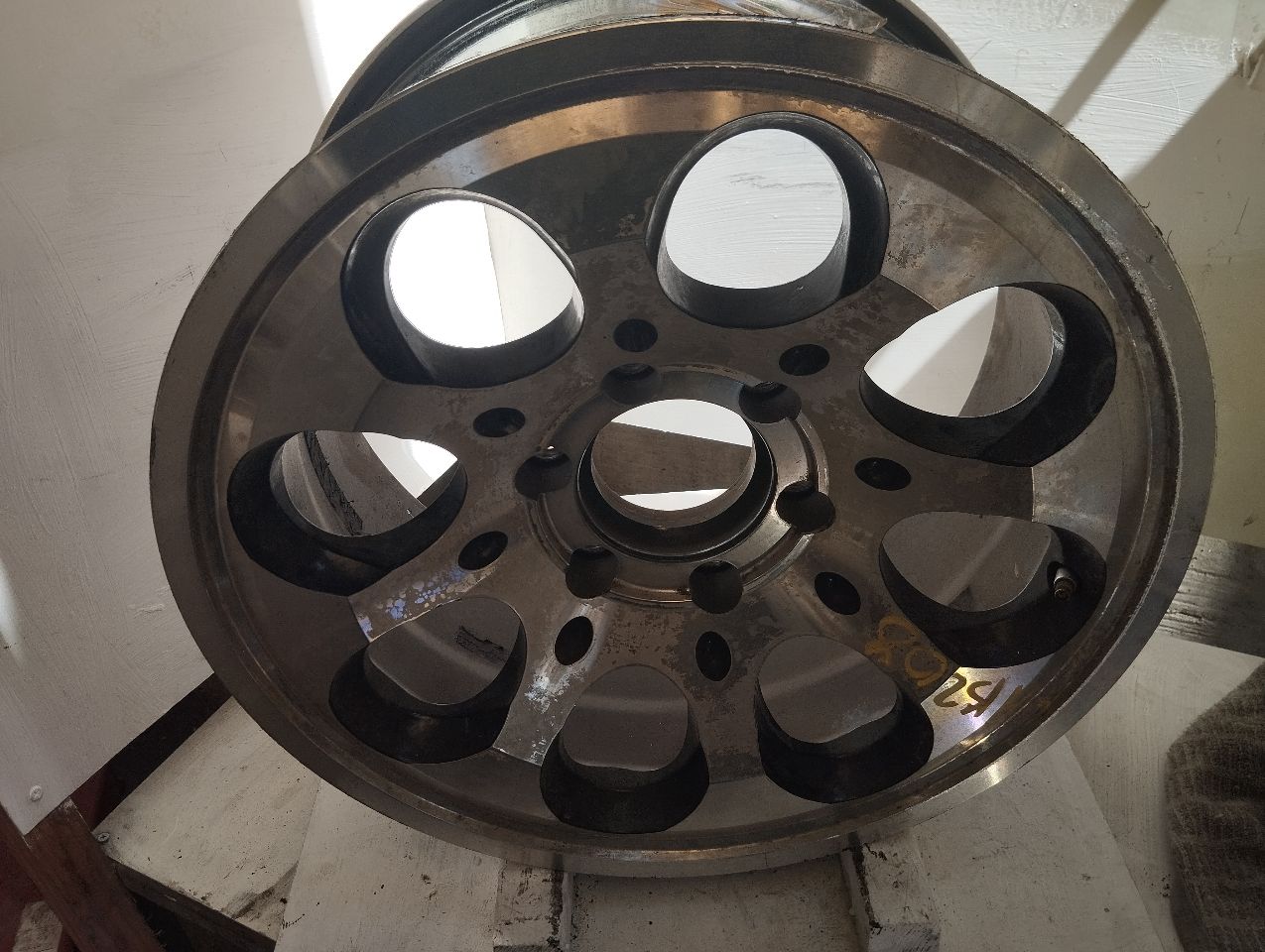 Part image 8