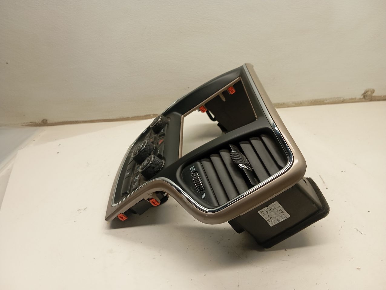 Part image 4