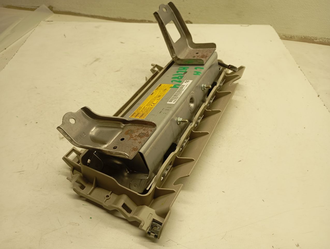 Part image 2
