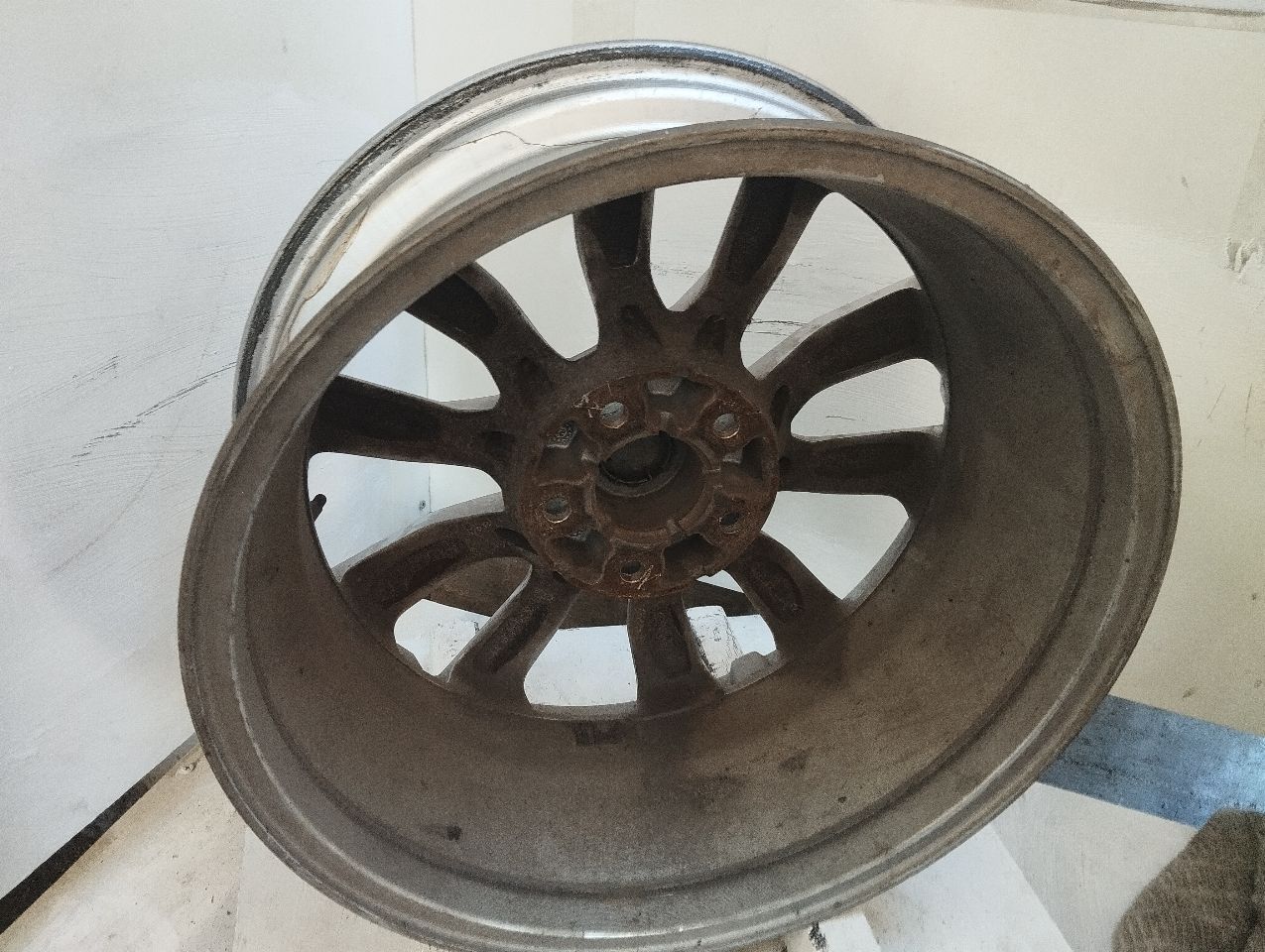 Part image 3