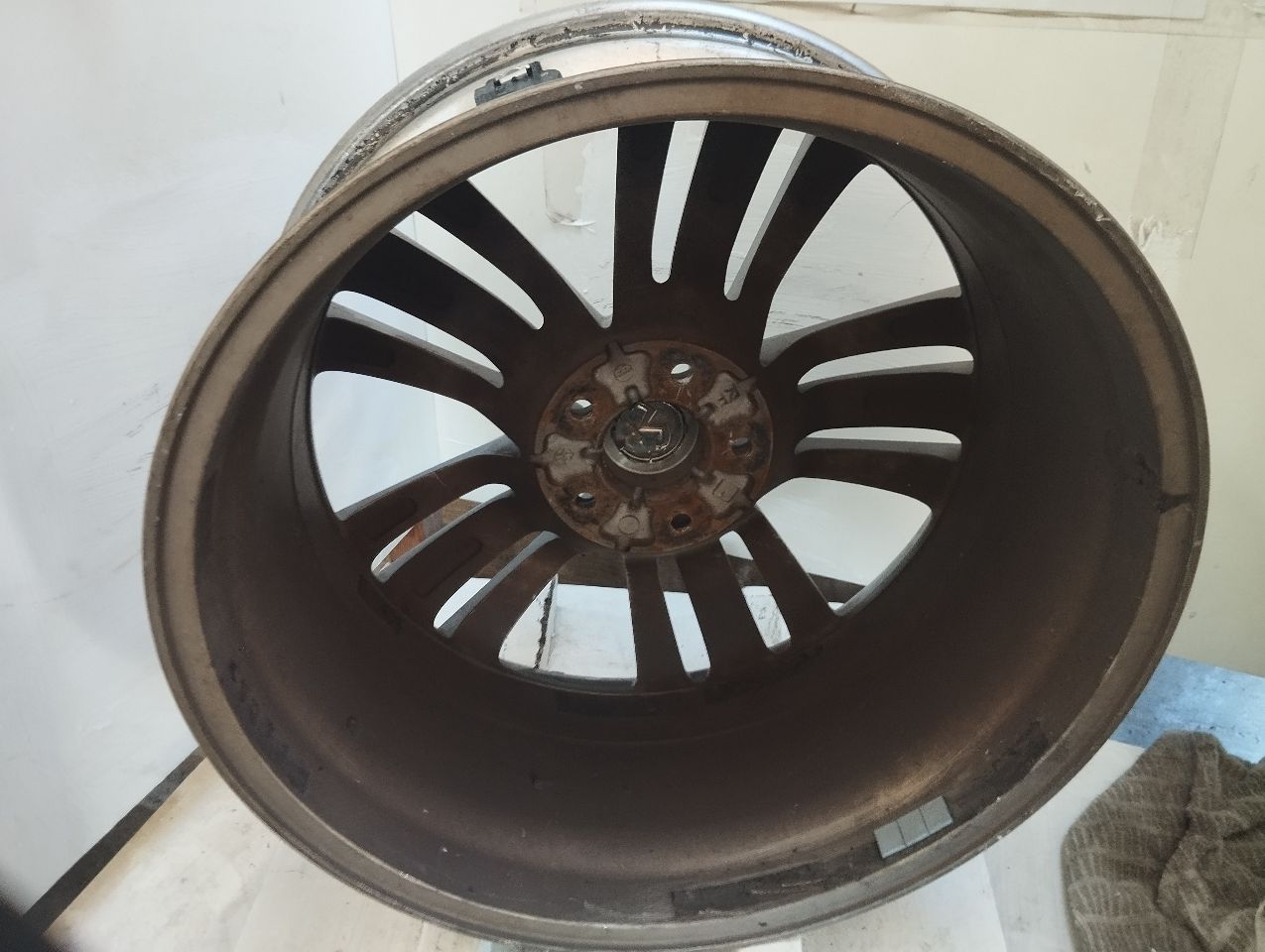 Part image 3