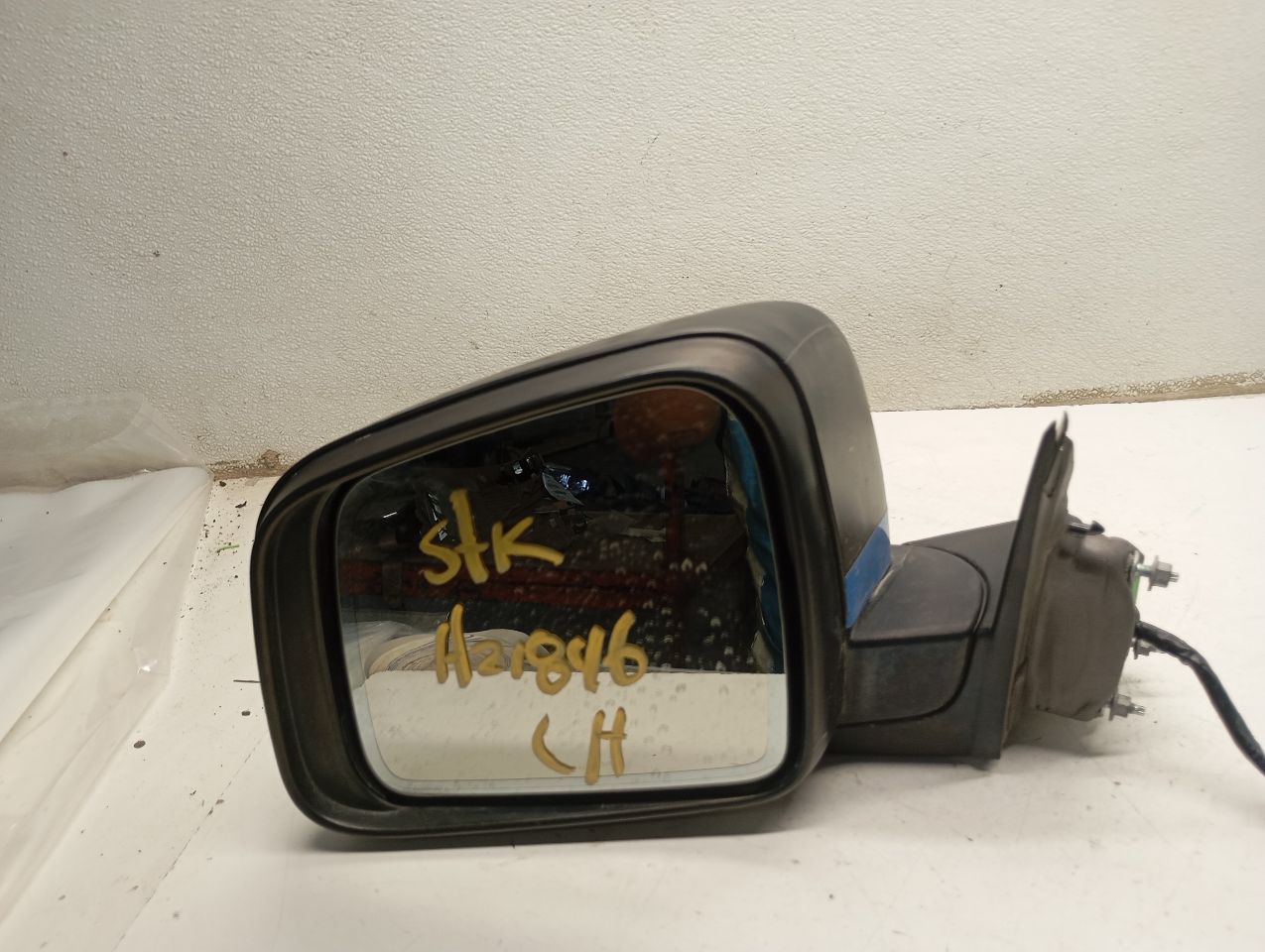 Part image 1