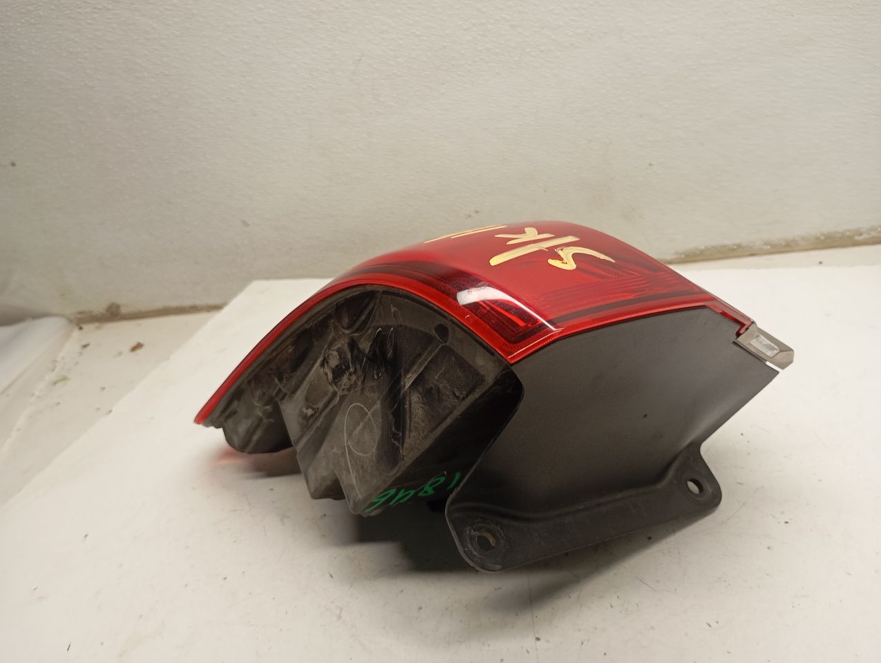 Part image 3