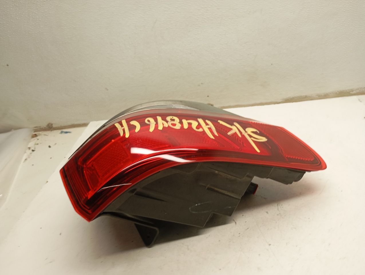 Part image 3