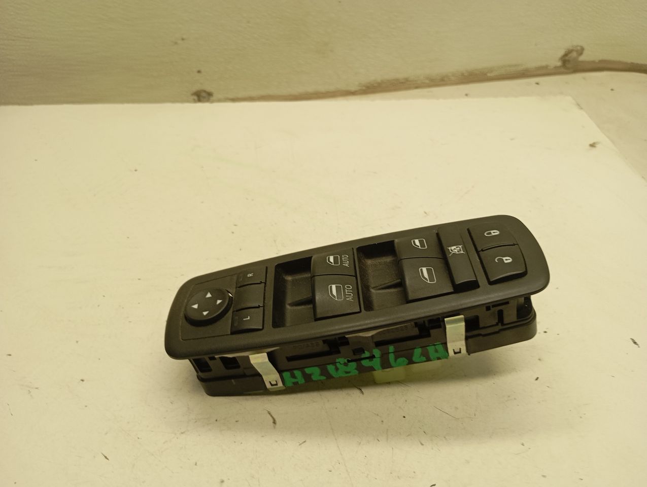 Part image 1