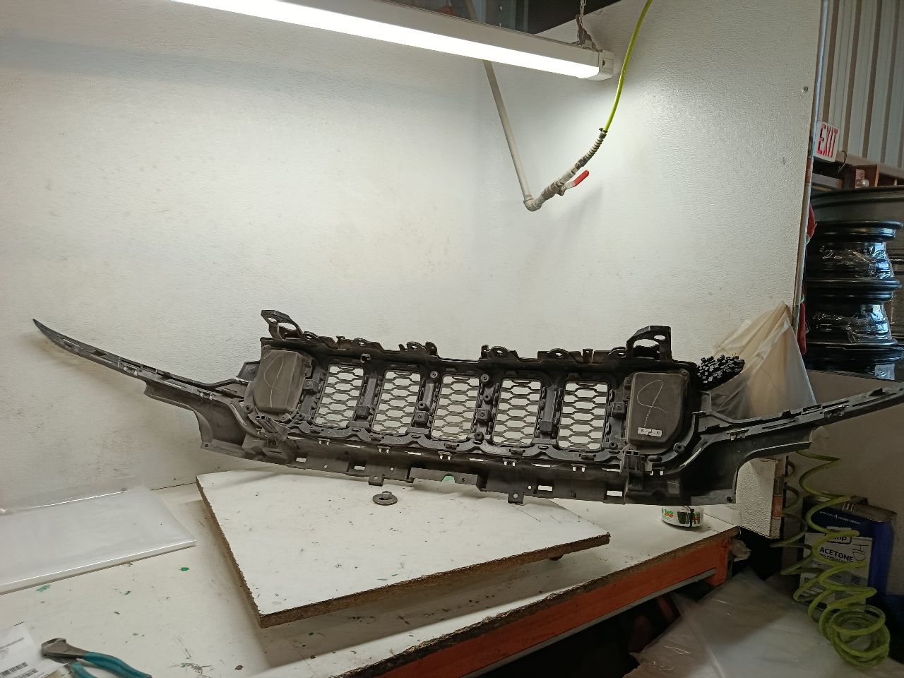 Part image 7