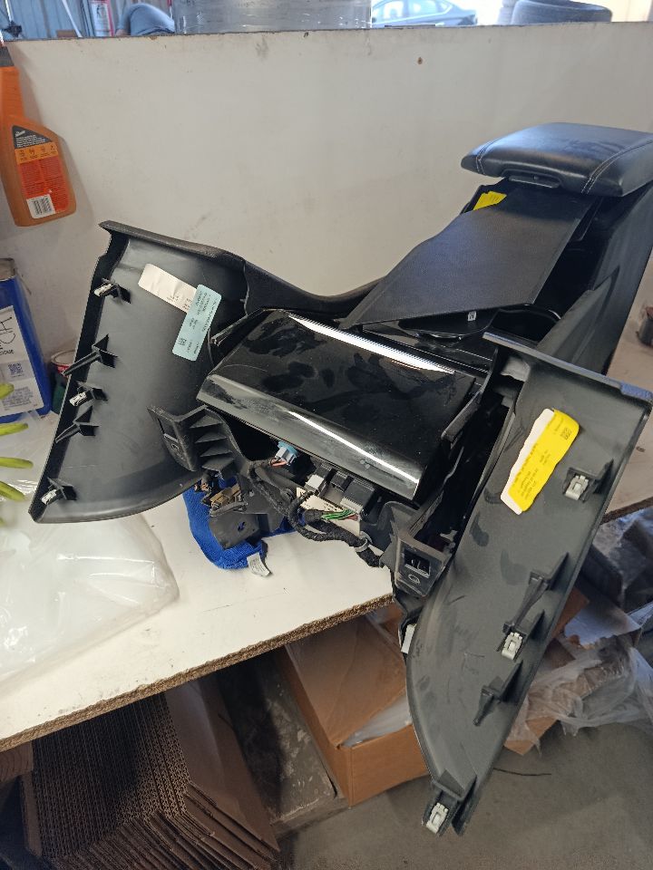 Part image 7