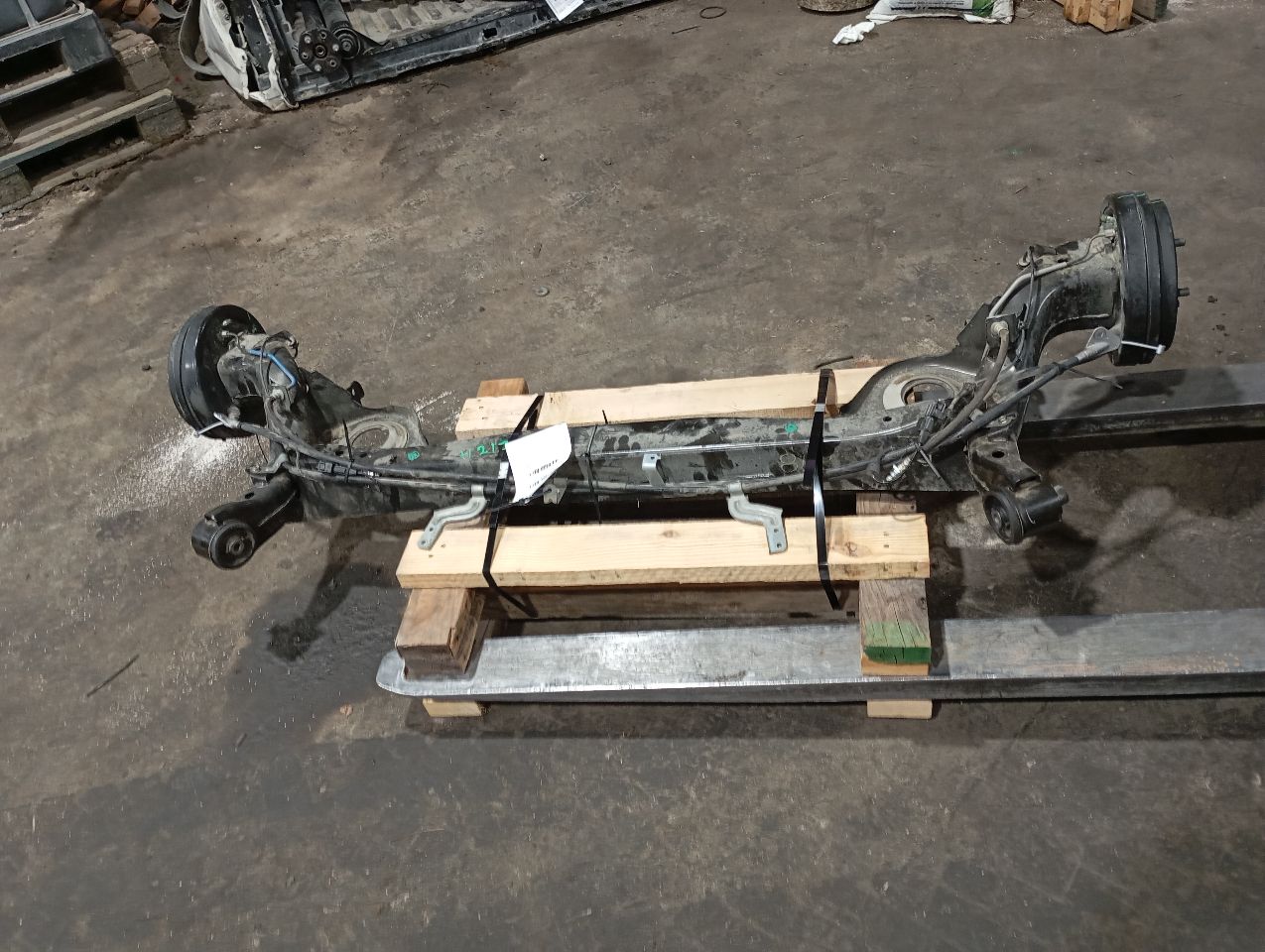 Part image 4