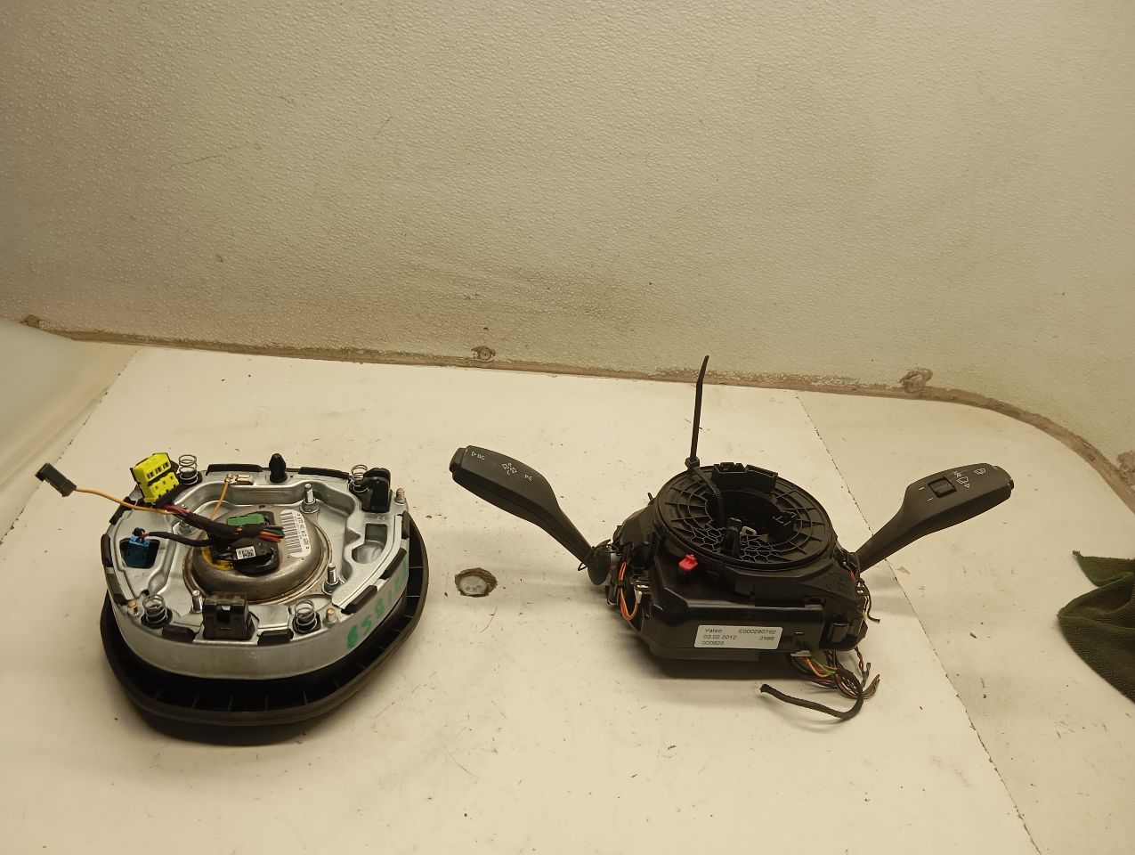 Part image 4