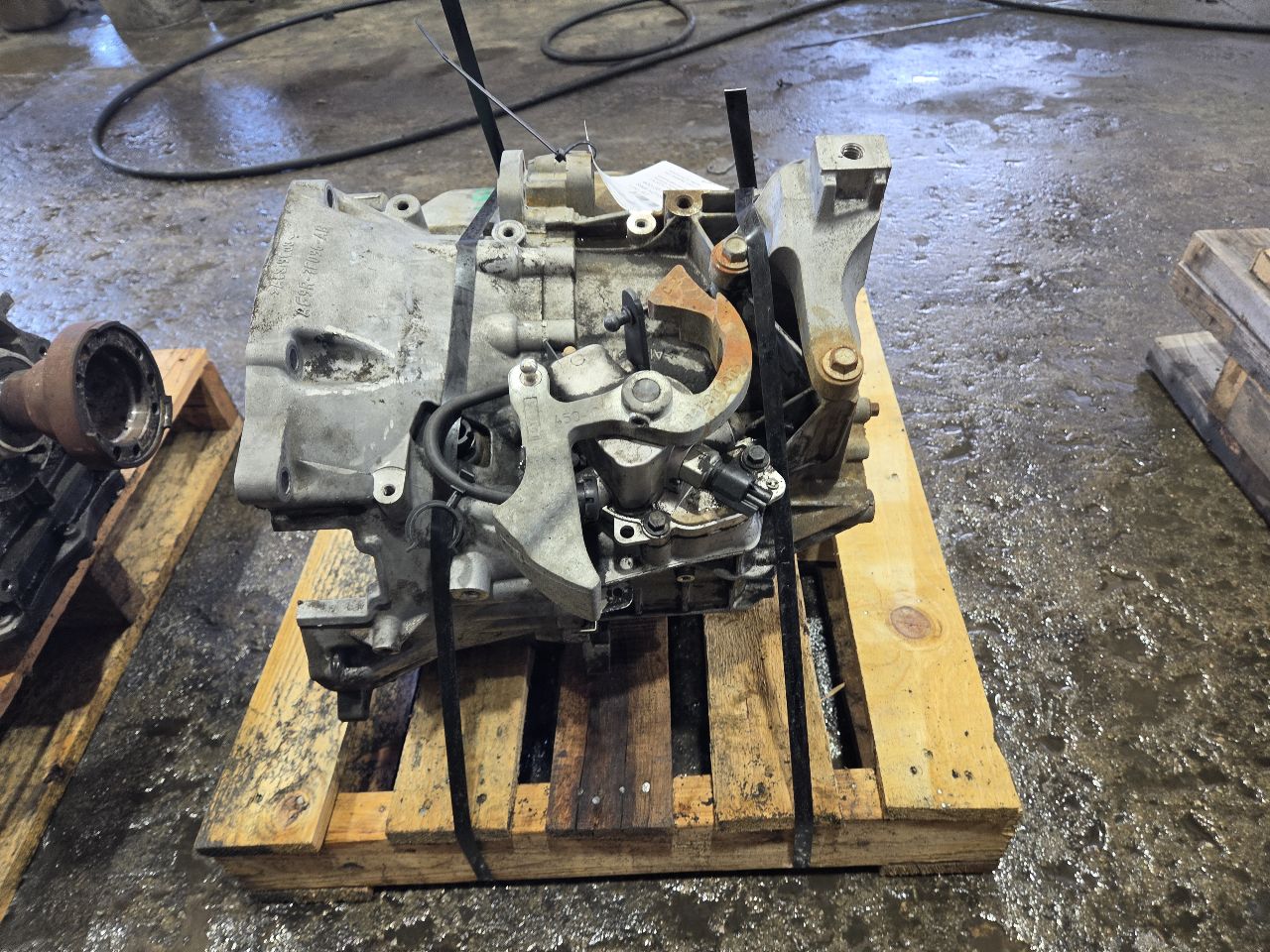 Part image 3