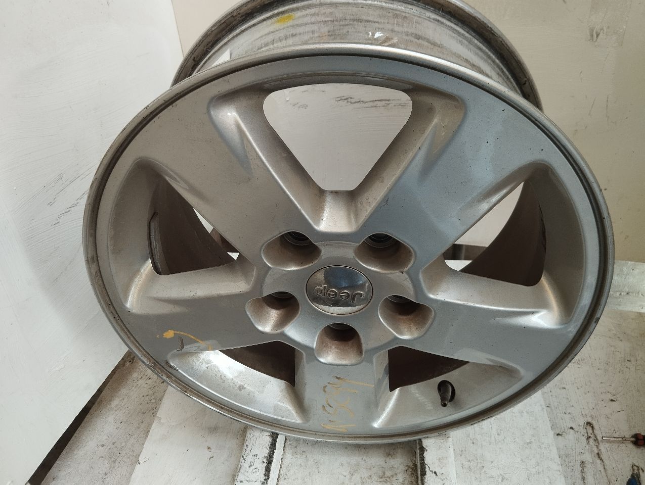 Part image 2