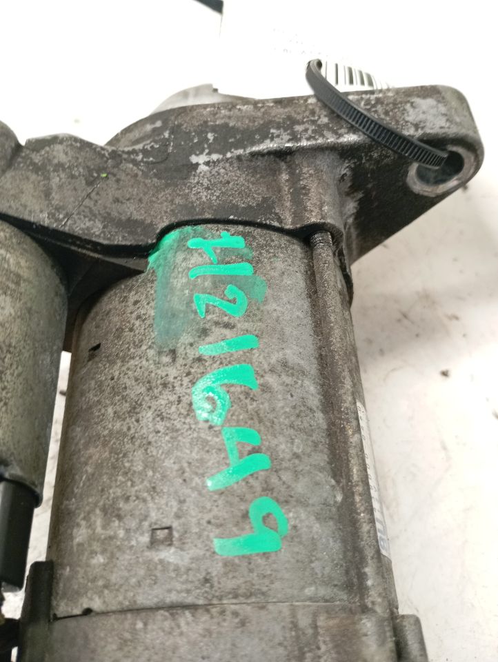 Part image 8