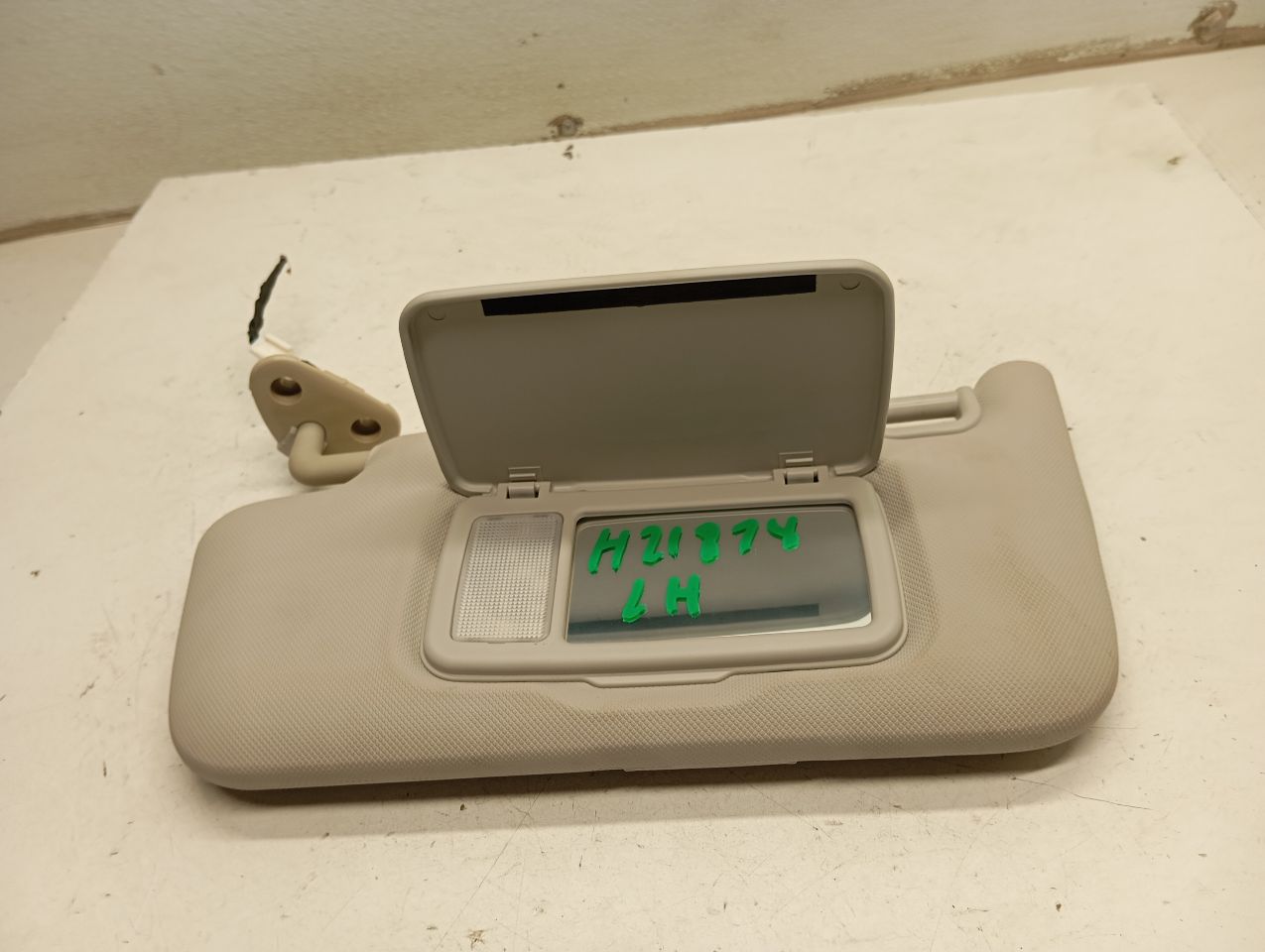 Part image 1