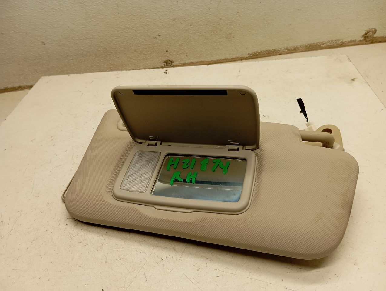 Part image 1