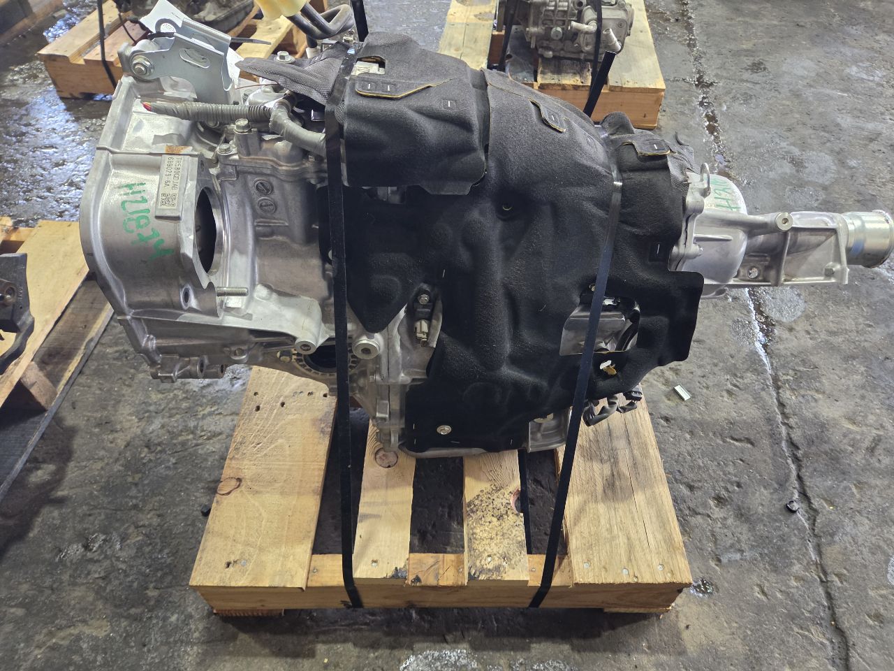 Part image 3