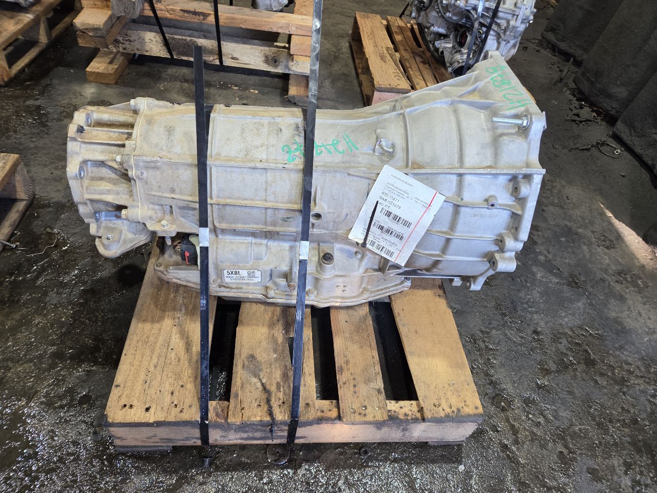 Part image 3