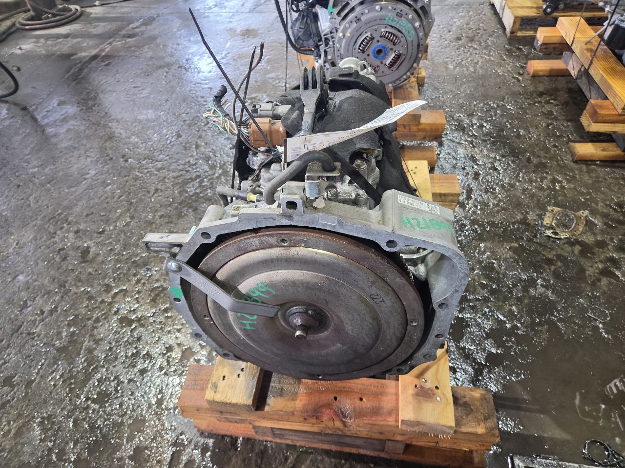 Part image 3