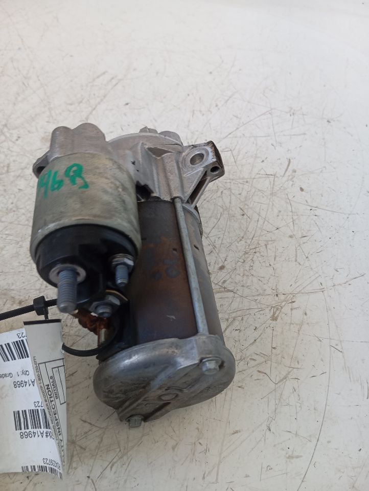 Part image 4