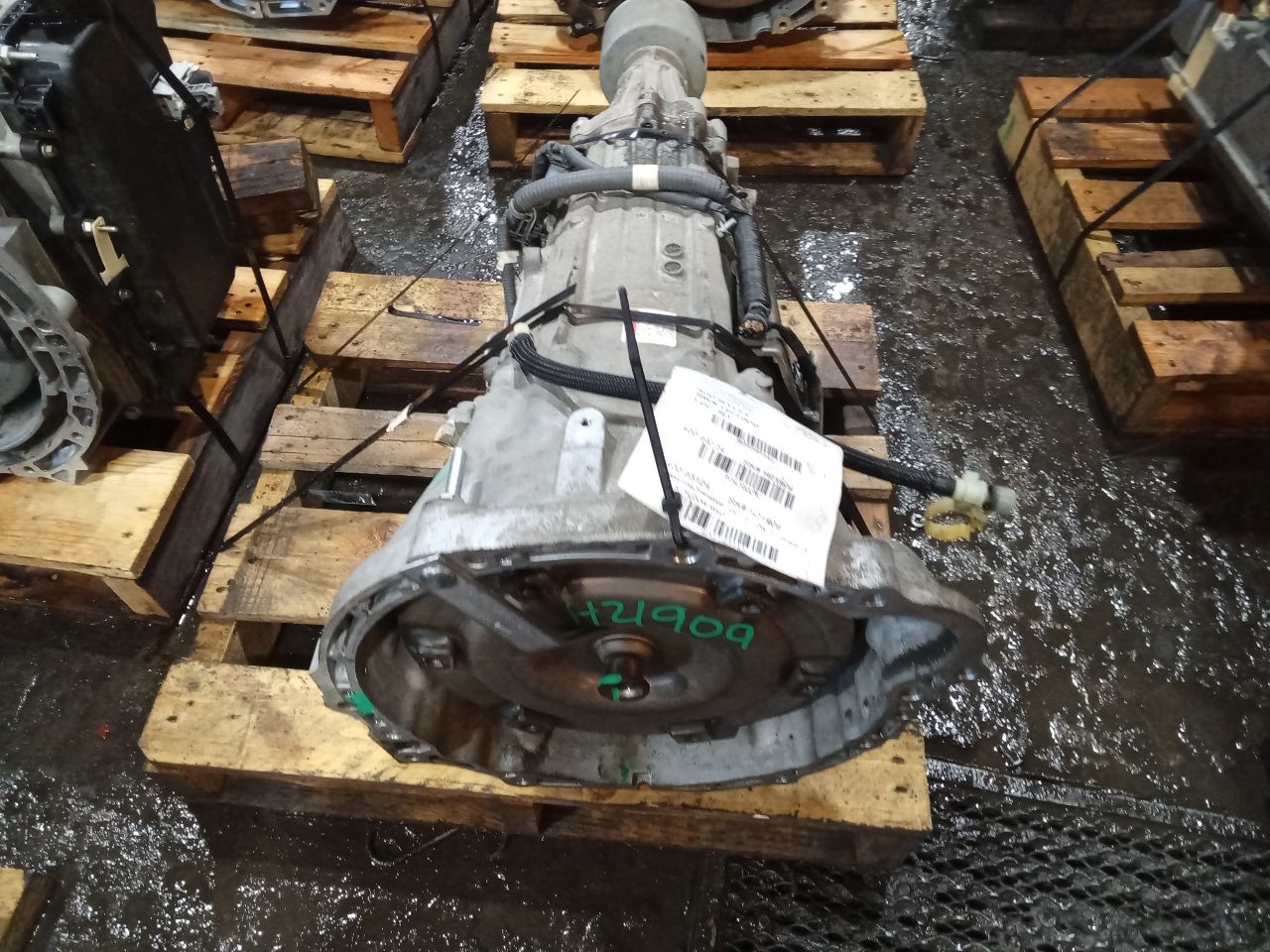 Part image 4