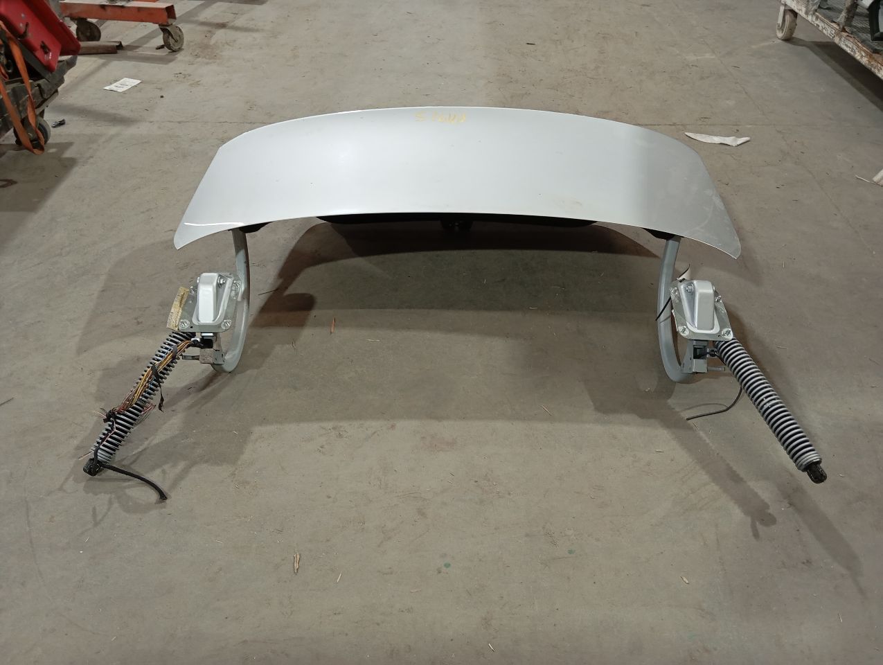 Part image 3